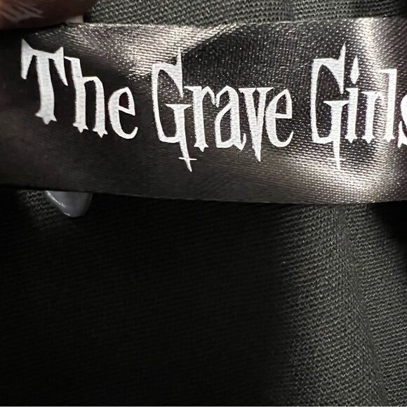 Grave Girls x Dolls Kill black miniskirt with fuzzy pink animal print pleats szS - Picture 12 of 14